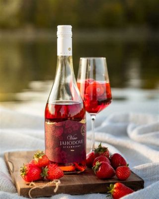  Strawberry Wine on melodinen ja koskettava balladi ikävästä kesän rakkaudesta